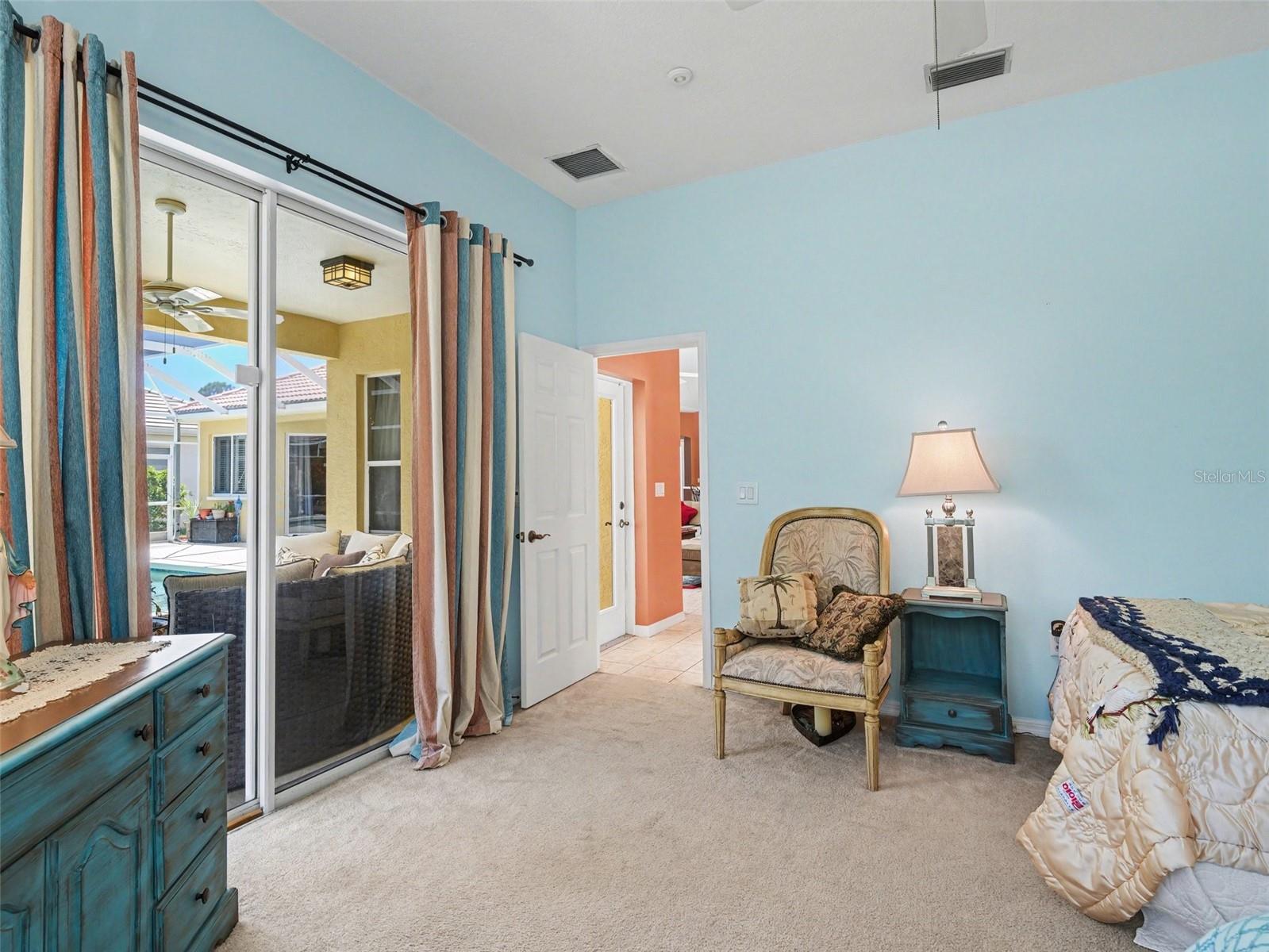 Image 17 of 29 For 7219 Coachlight Street