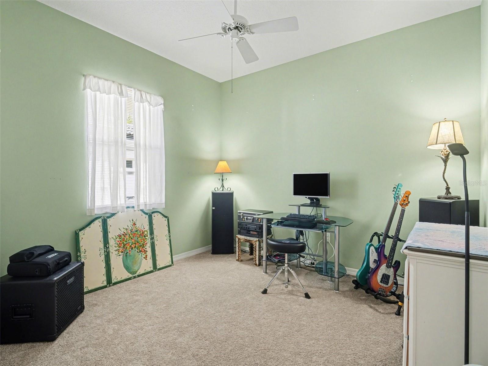 Image 22 of 29 For 7219 Coachlight Street