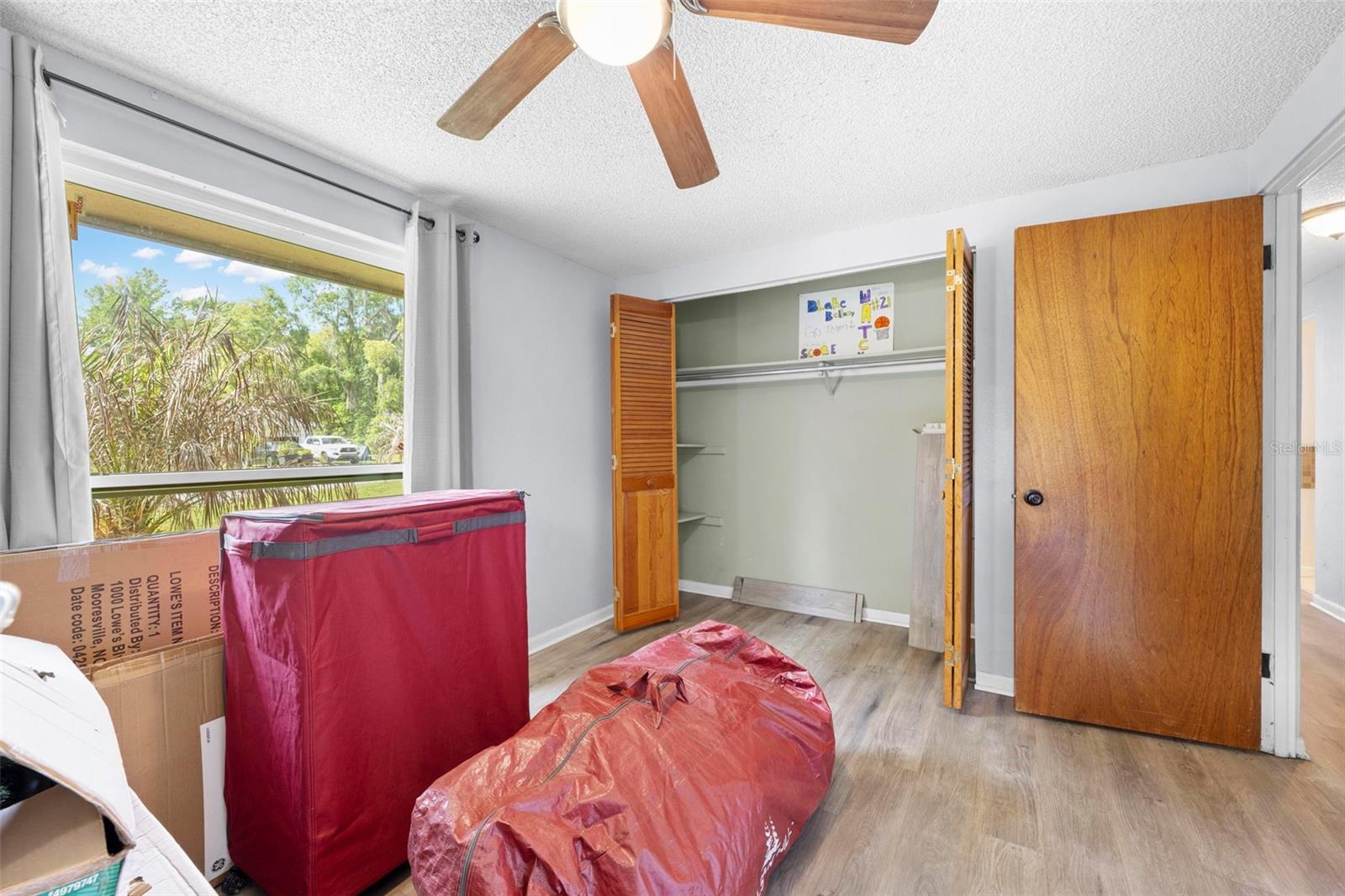 Image 10 of 43 For 416 Ederington Drive