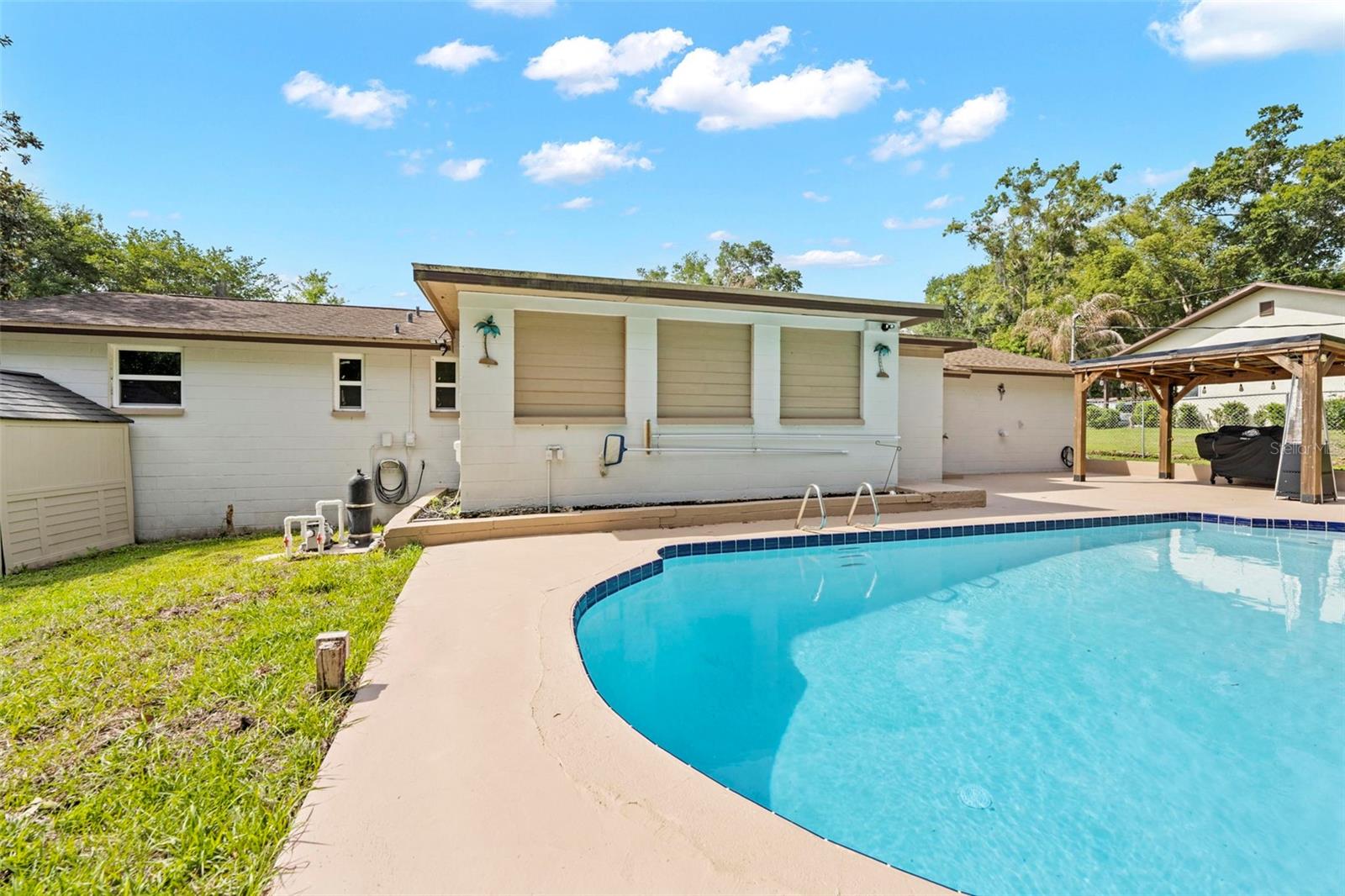 Image 40 of 43 For 416 Ederington Drive