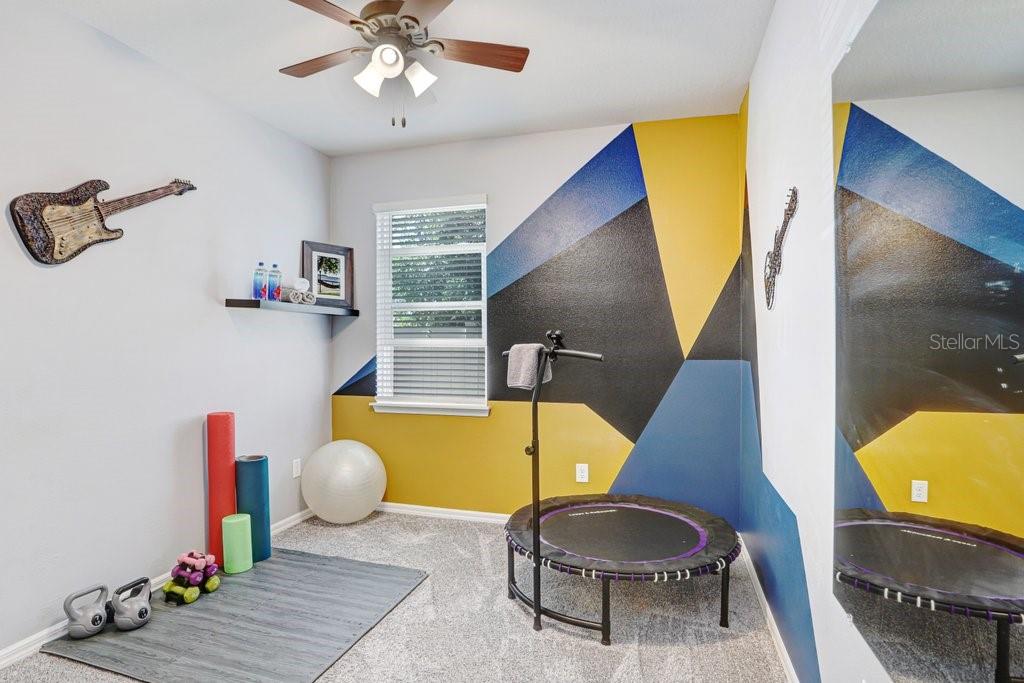 Image 18 of 83 For 11642 Lake Lucaya Drive