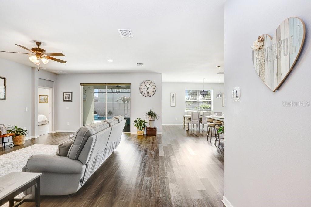 Image 30 of 83 For 11642 Lake Lucaya Drive