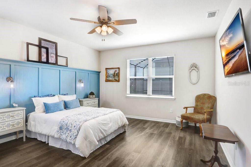 Image 34 of 83 For 11642 Lake Lucaya Drive