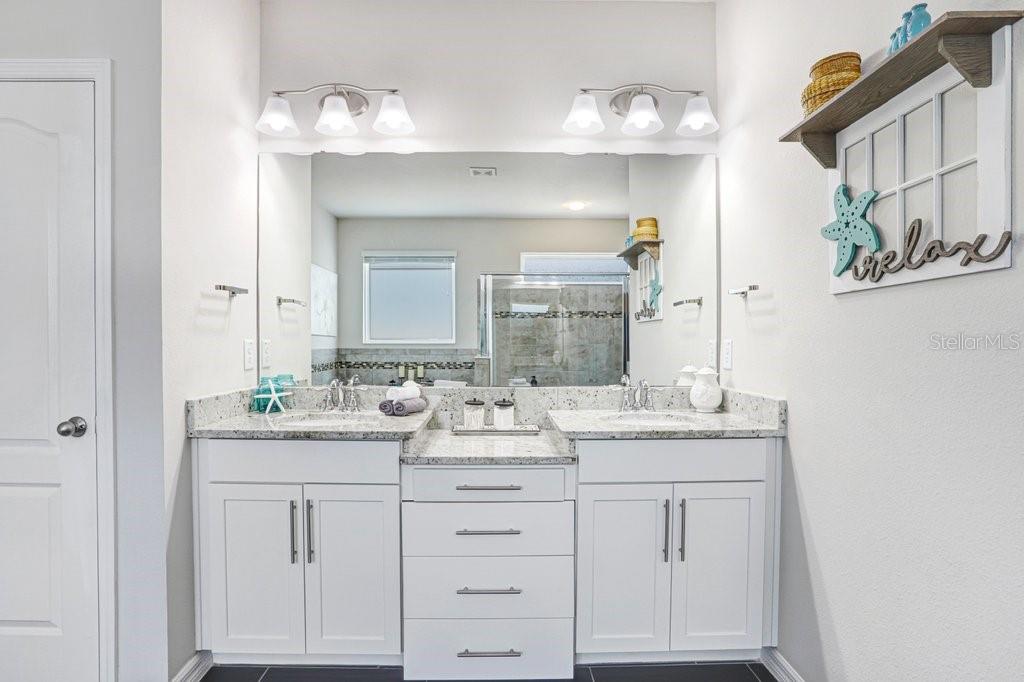 Image 37 of 83 For 11642 Lake Lucaya Drive