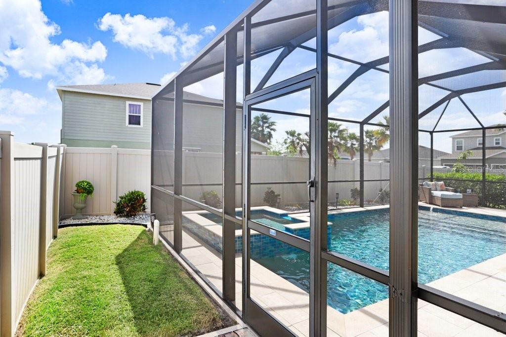 Image 48 of 83 For 11642 Lake Lucaya Drive