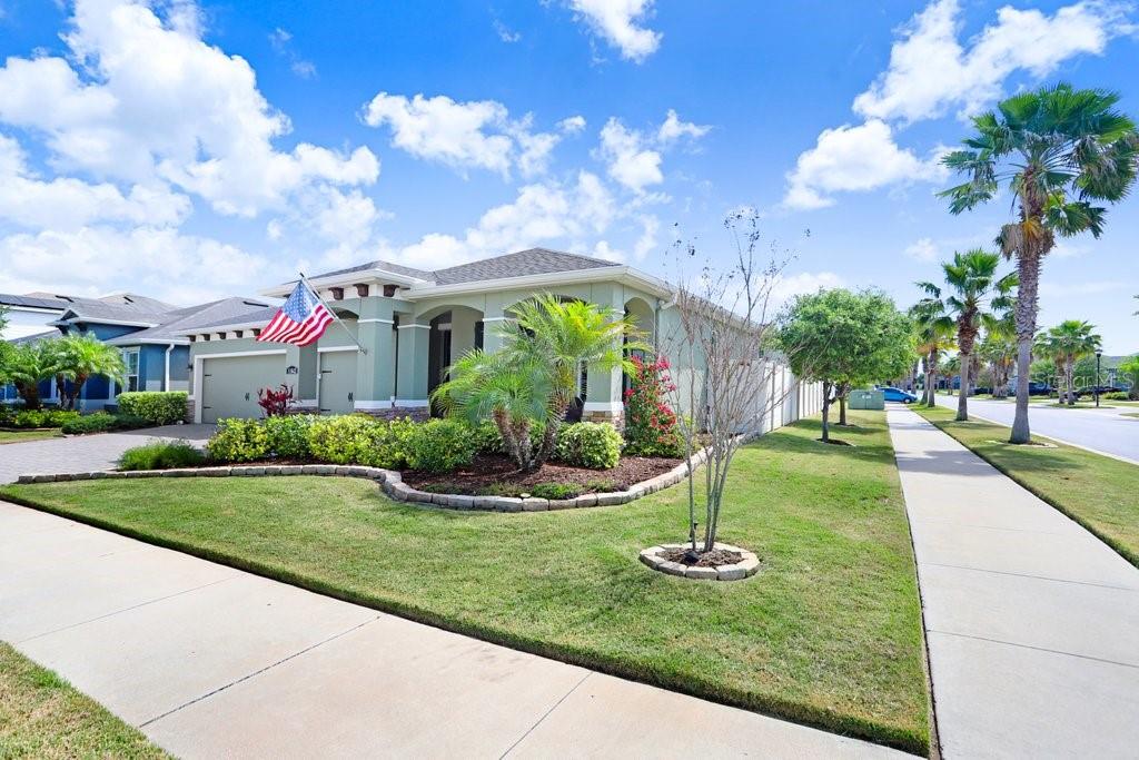 Image 5 of 83 For 11642 Lake Lucaya Drive