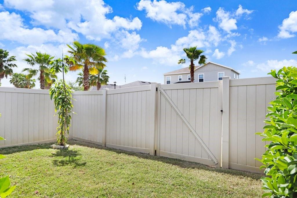 Image 51 of 83 For 11642 Lake Lucaya Drive