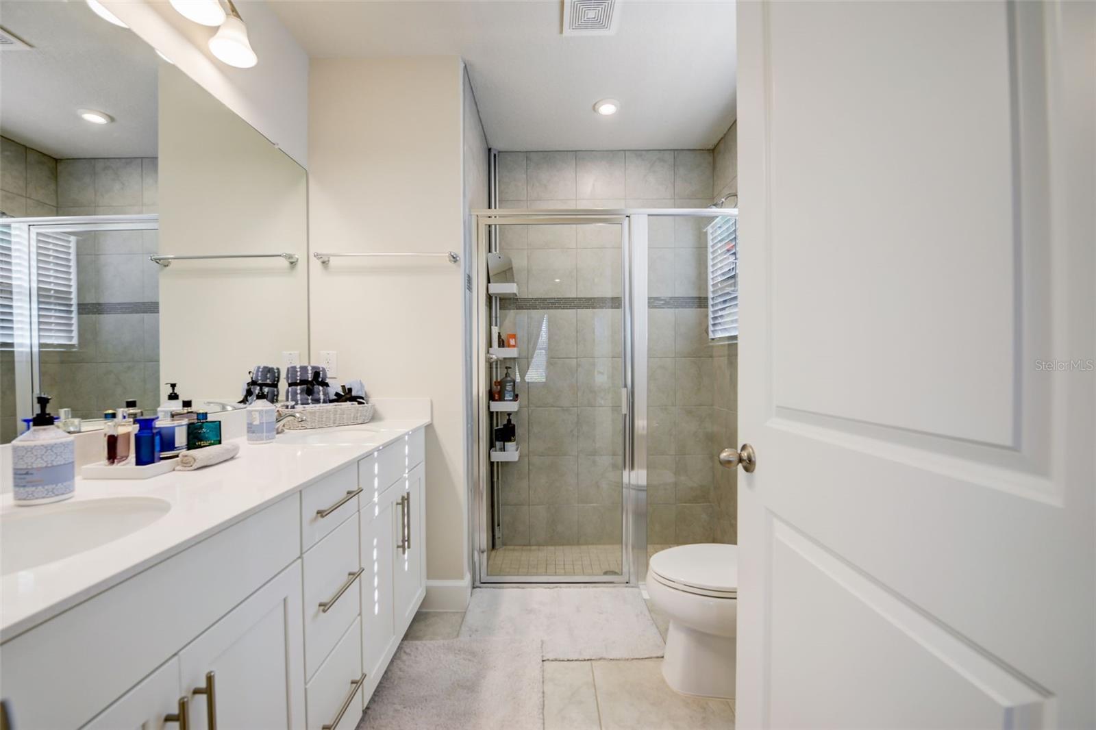 Image 27 of 61 For 18027 Turning Leaf Circle