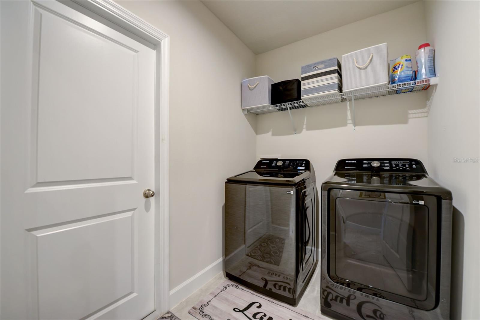 Image 34 of 61 For 18027 Turning Leaf Circle