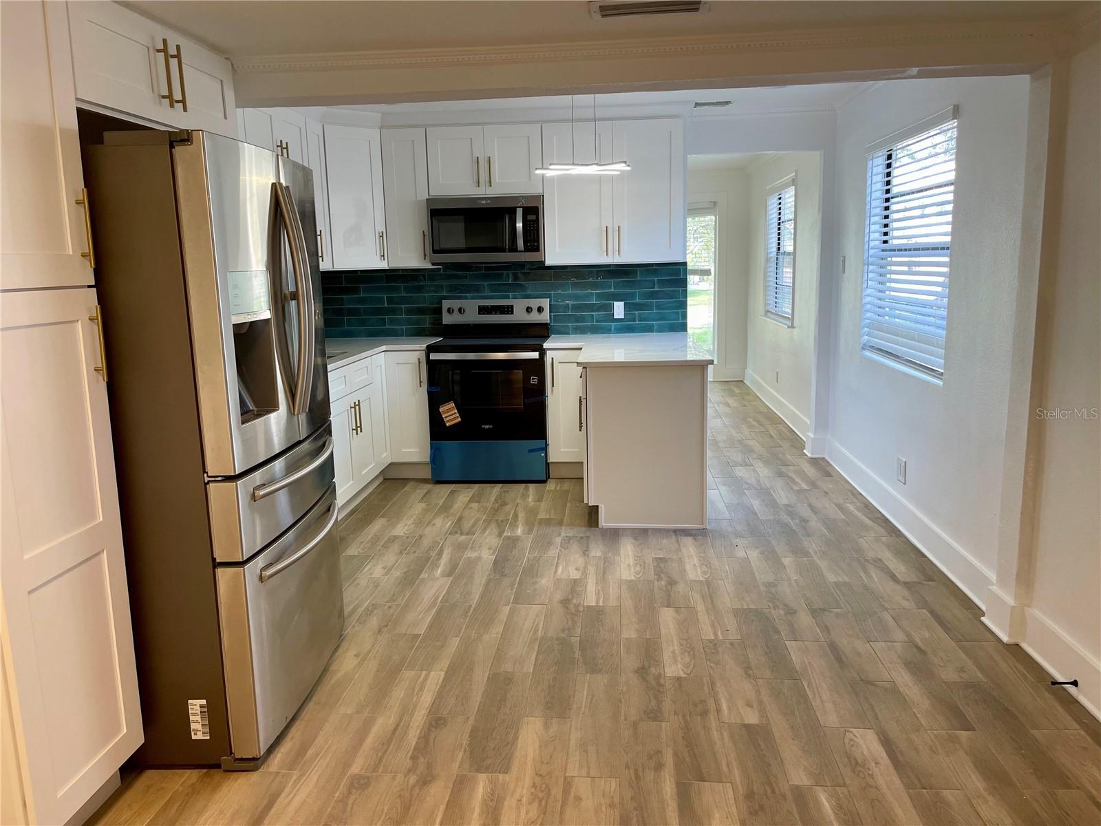 Image 10 of 17 For 2118 Venus Street