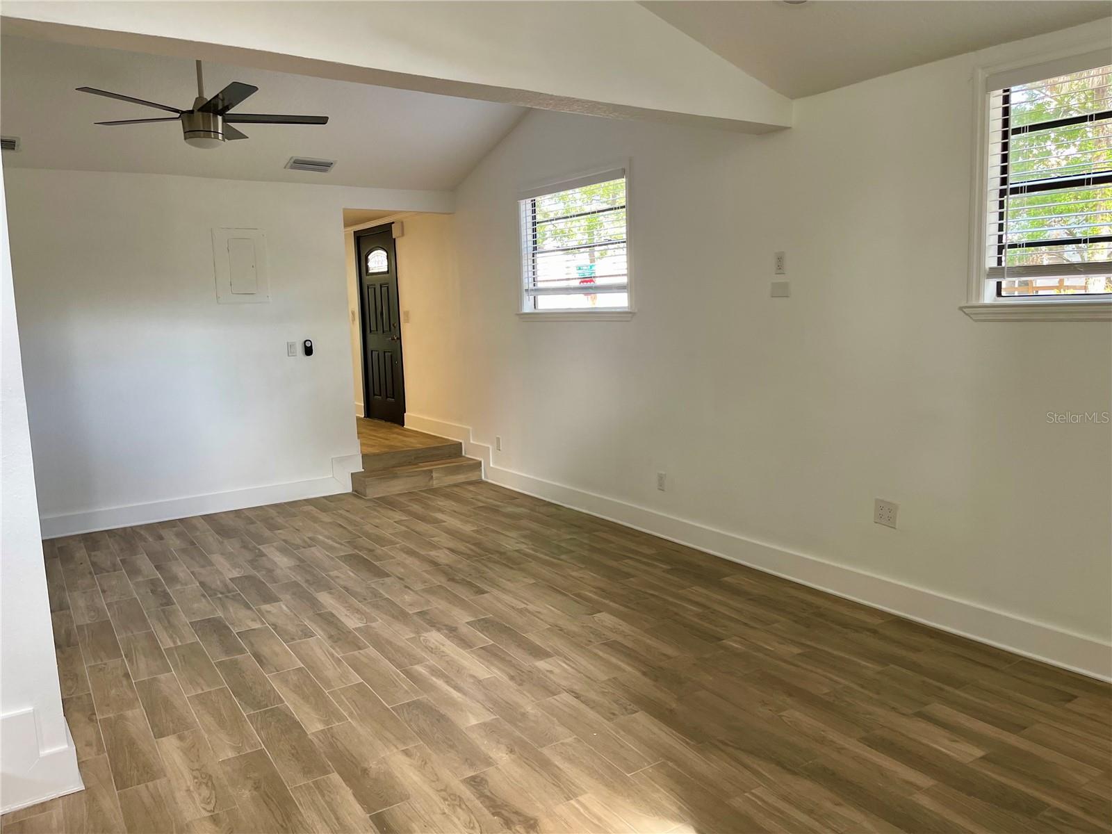 Image 13 of 17 For 2118 Venus Street