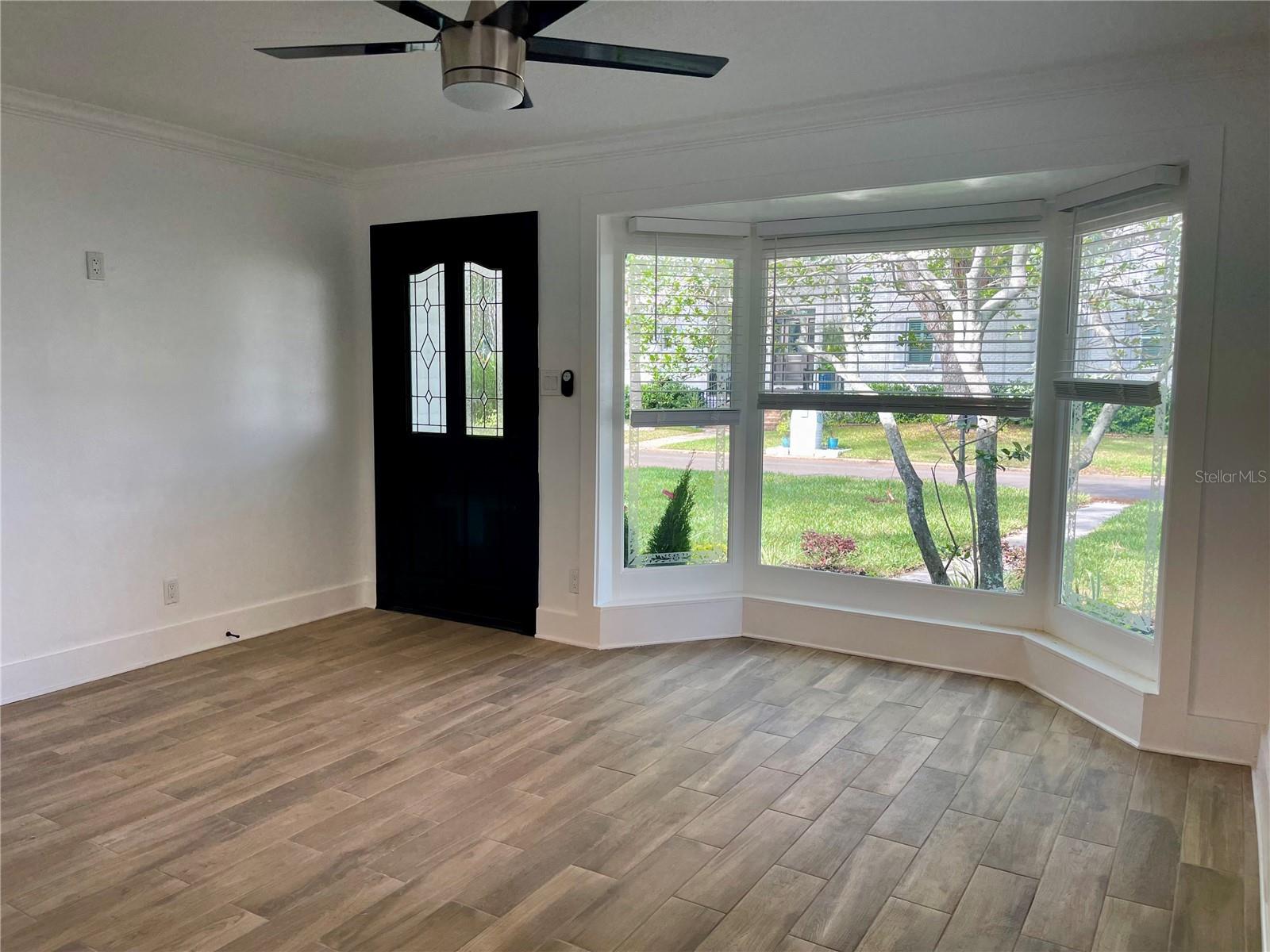 Image 6 of 17 For 2118 Venus Street