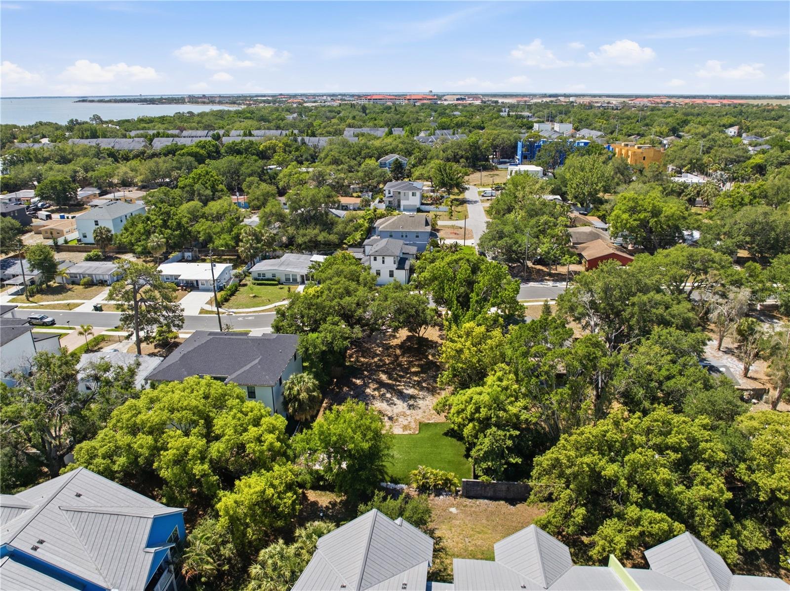 Image 3 of 21 For 2929 Averill Avenue