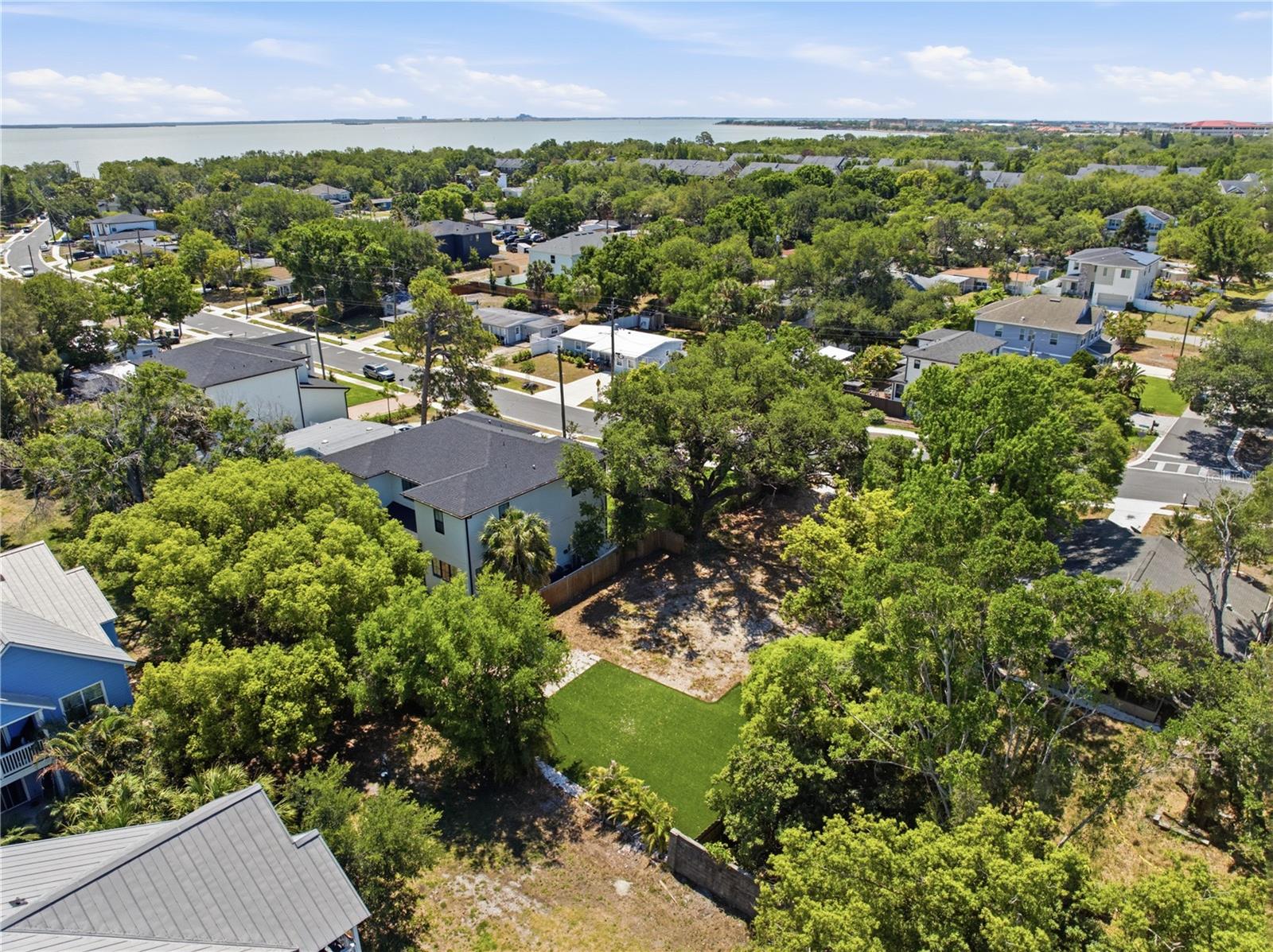 Image 5 of 21 For 2929 Averill Avenue