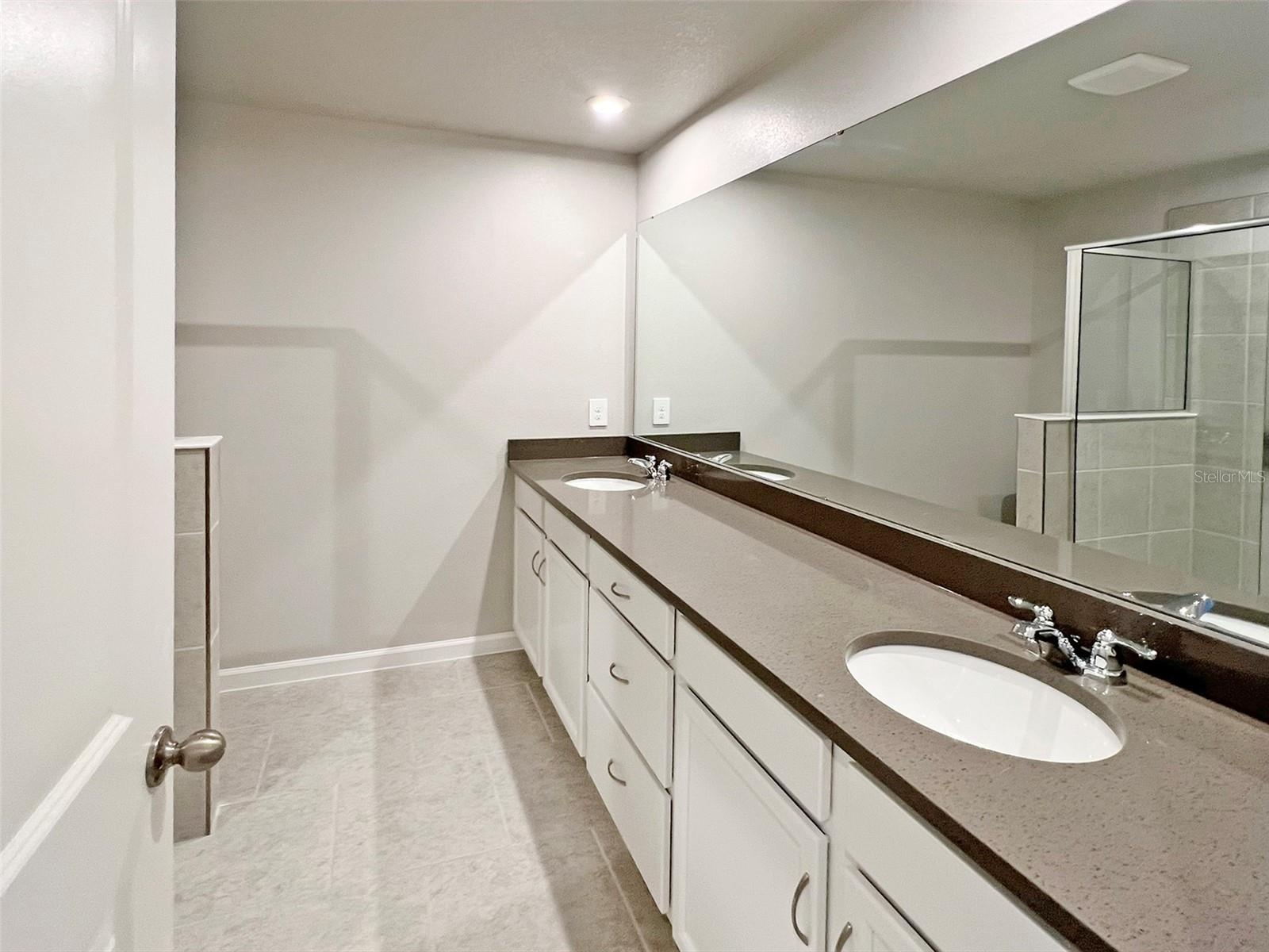 Image 4 of 31 For 3228 Sunrise Spring Place