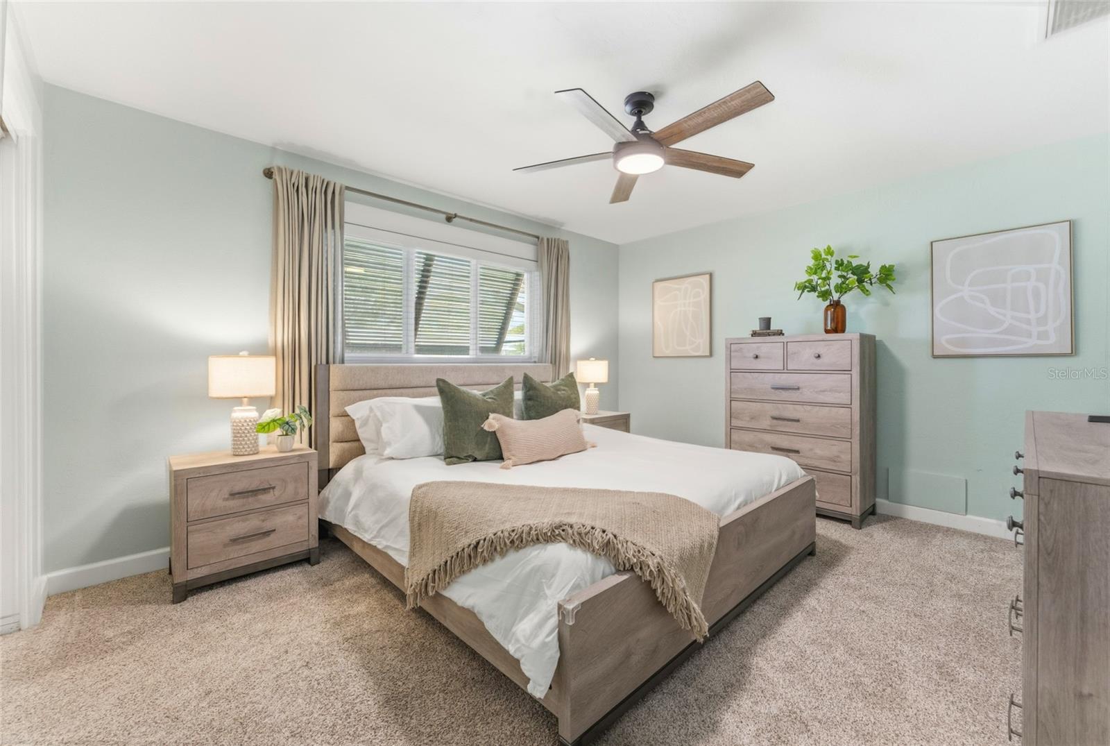 Image 21 of 41 For 2875 66th Terrace S