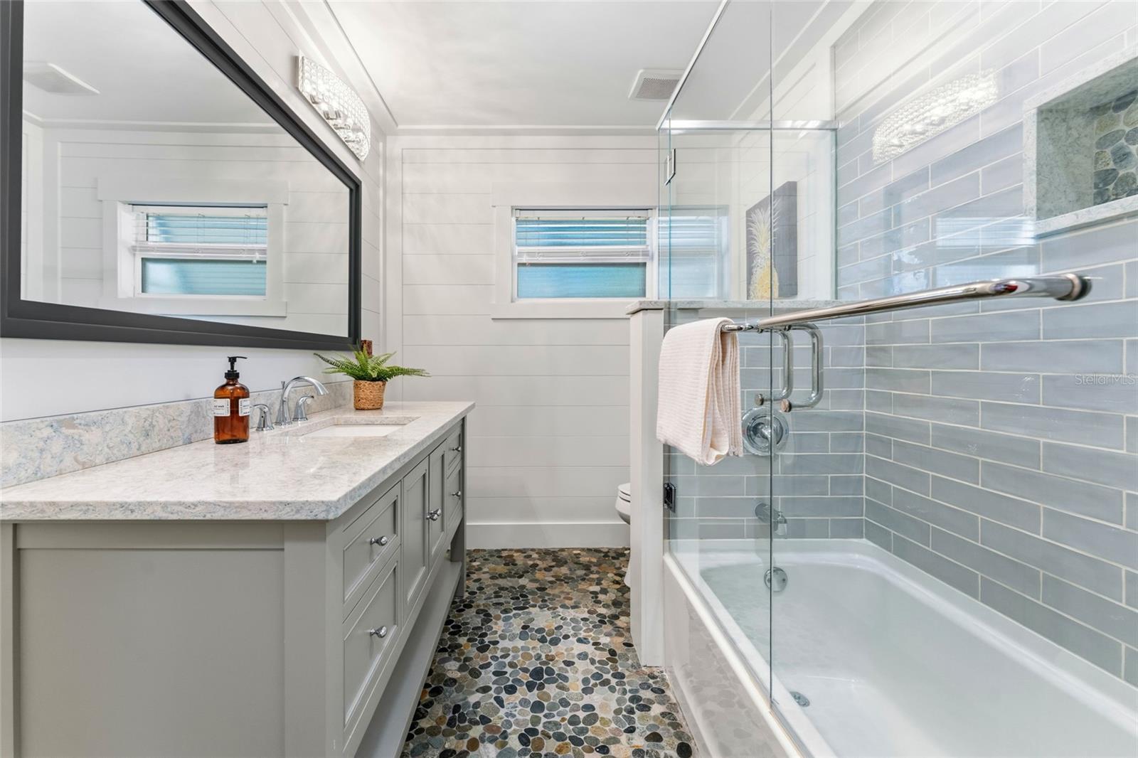 Image 23 of 41 For 2875 66th Terrace S