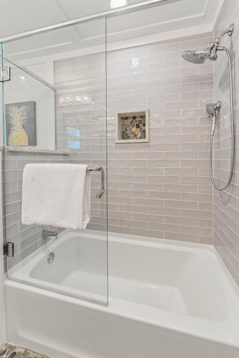 Image 24 of 41 For 2875 66th Terrace S