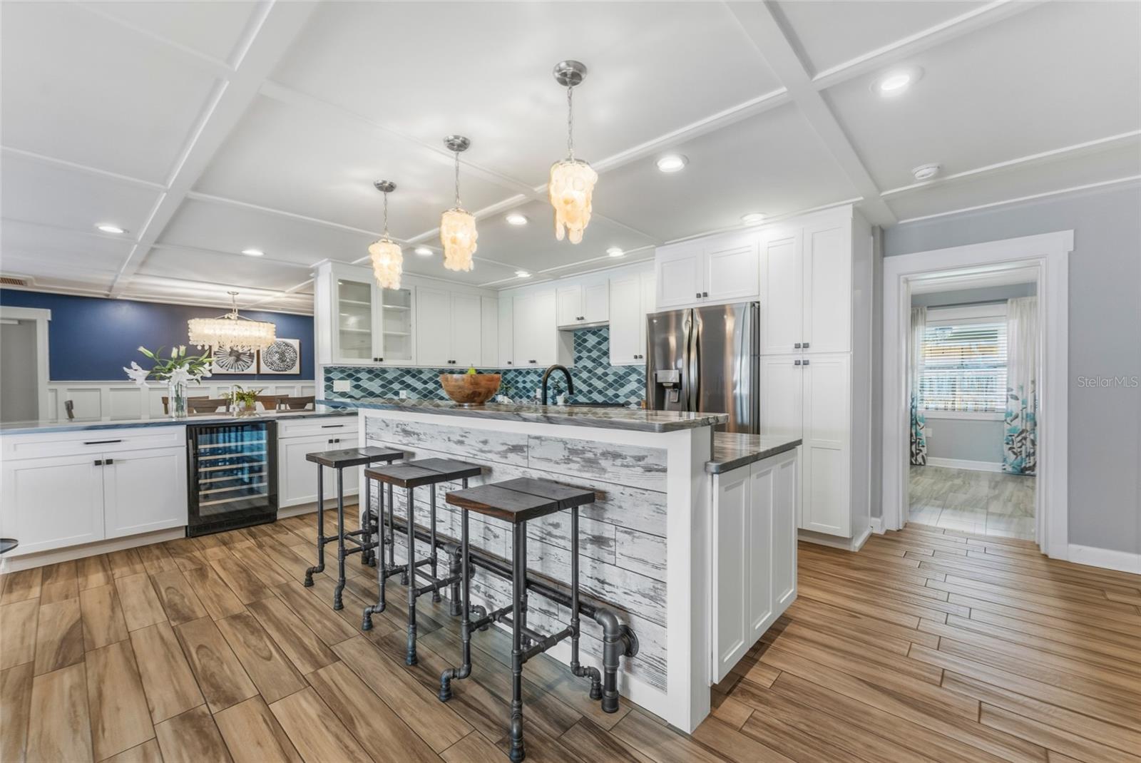 Image 6 of 41 For 2875 66th Terrace S