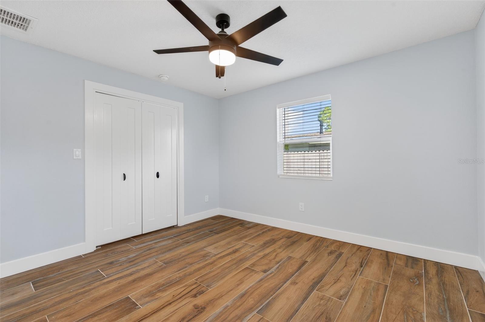 Image 17 of 49 For 1841 Douglas Avenue