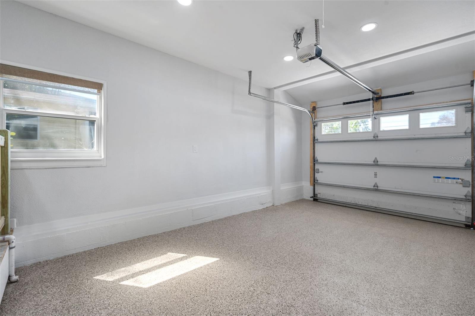 Image 29 of 49 For 1841 Douglas Avenue