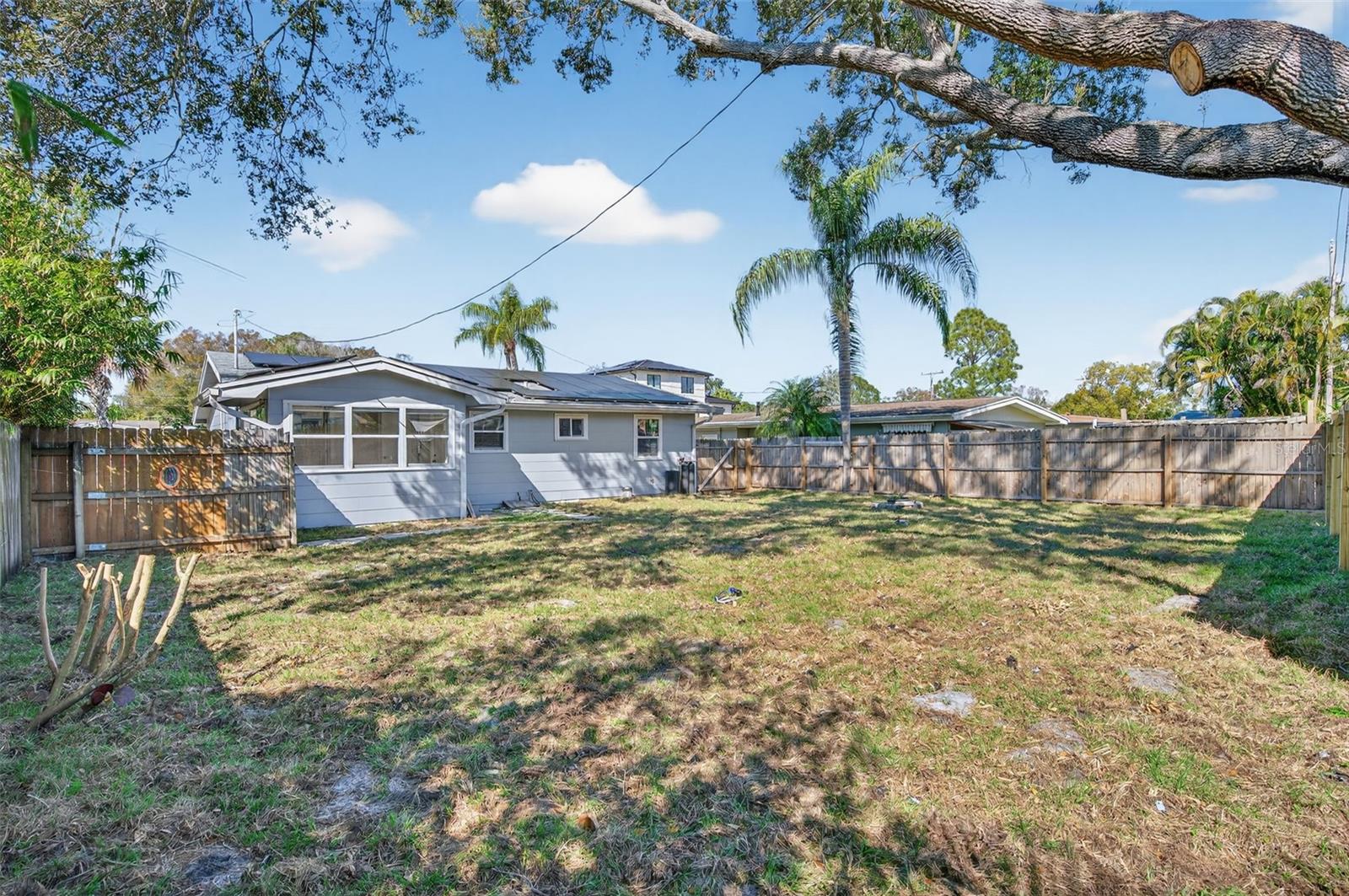 Image 31 of 49 For 1841 Douglas Avenue