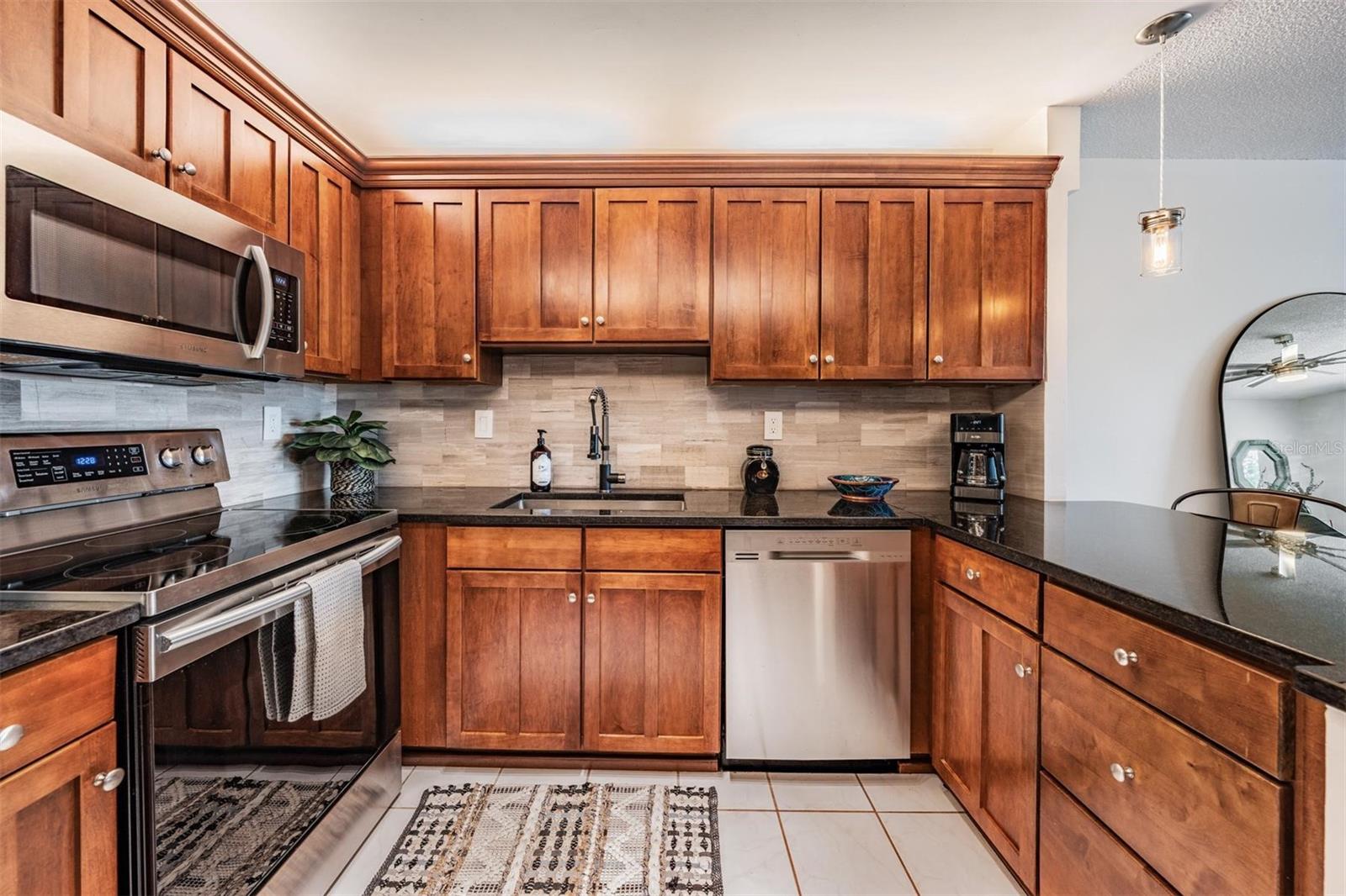 Image 11 of 49 For 2780 Riverside Drive 105