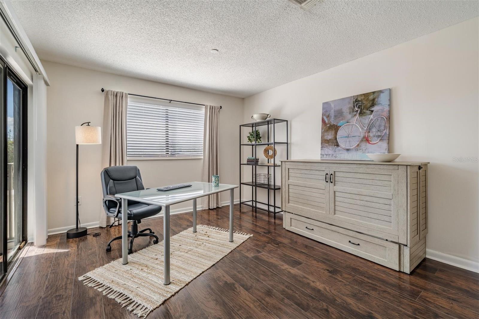 Image 29 of 49 For 2780 Riverside Drive 105