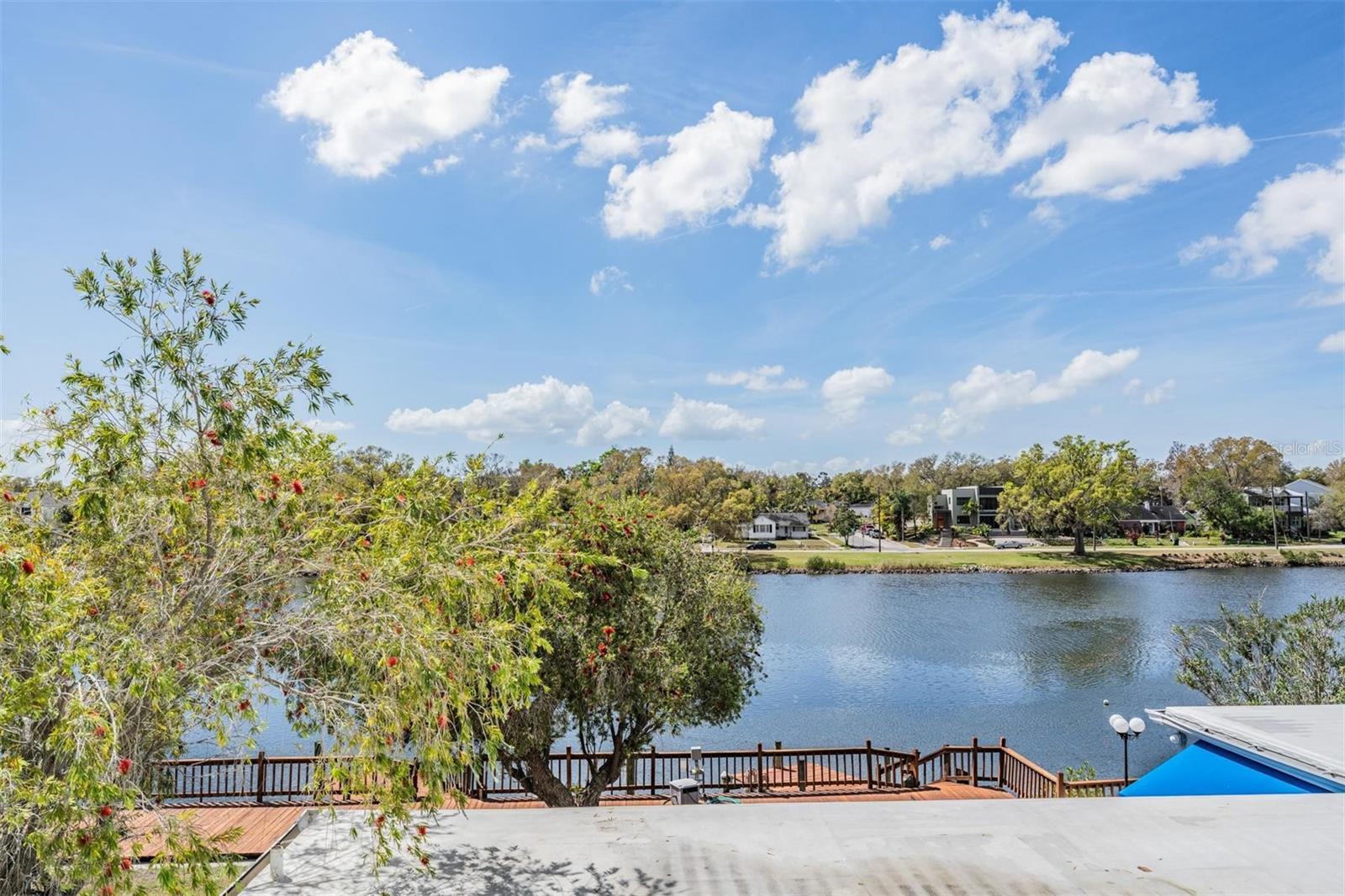 Image 32 of 49 For 2780 Riverside Drive 105