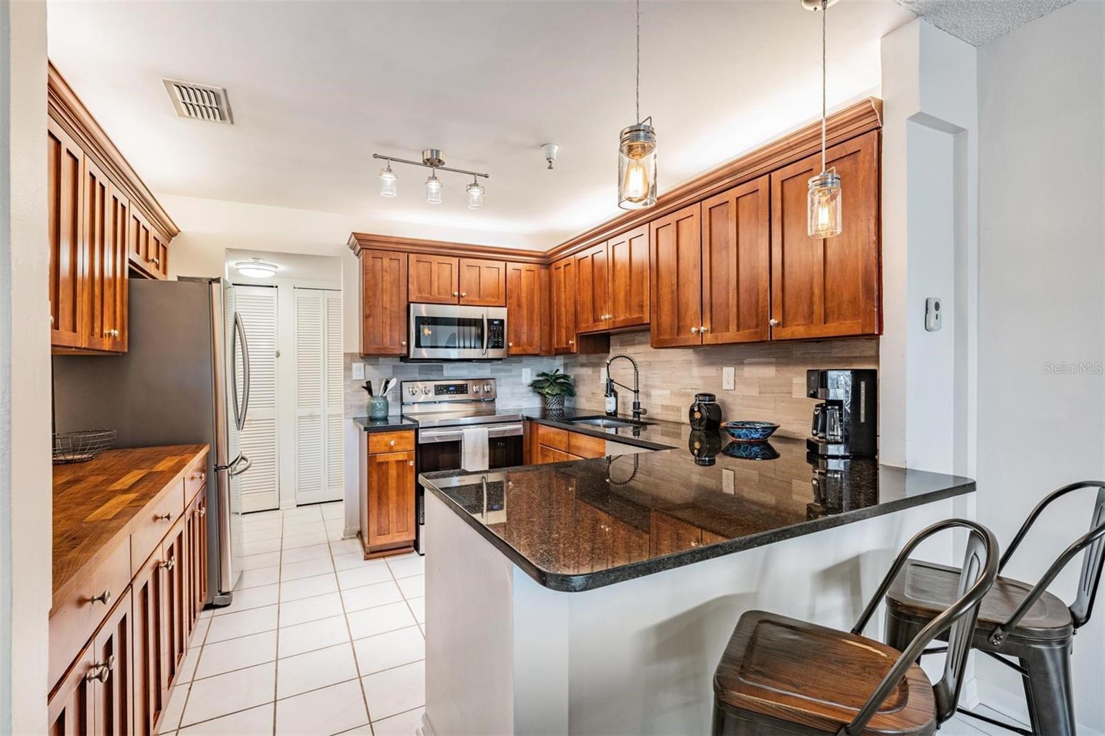 Image 8 of 49 For 2780 Riverside Drive 105