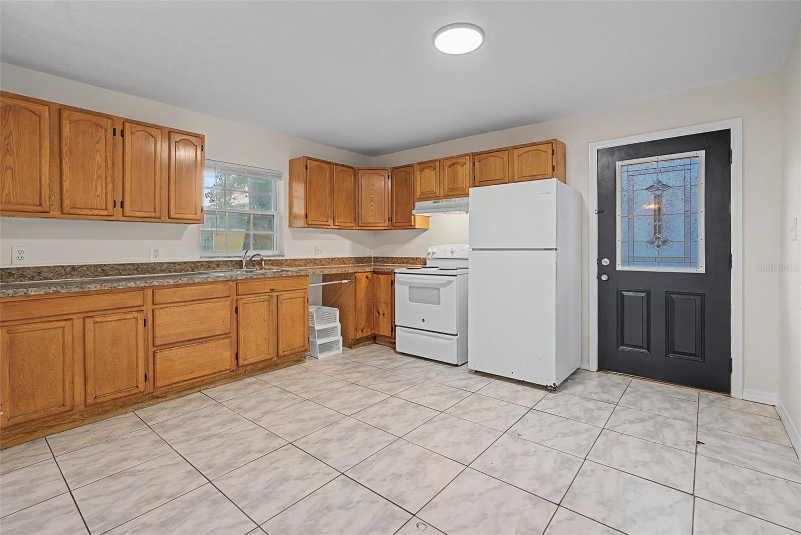 Image 3 of 11 For 3210 16th Street