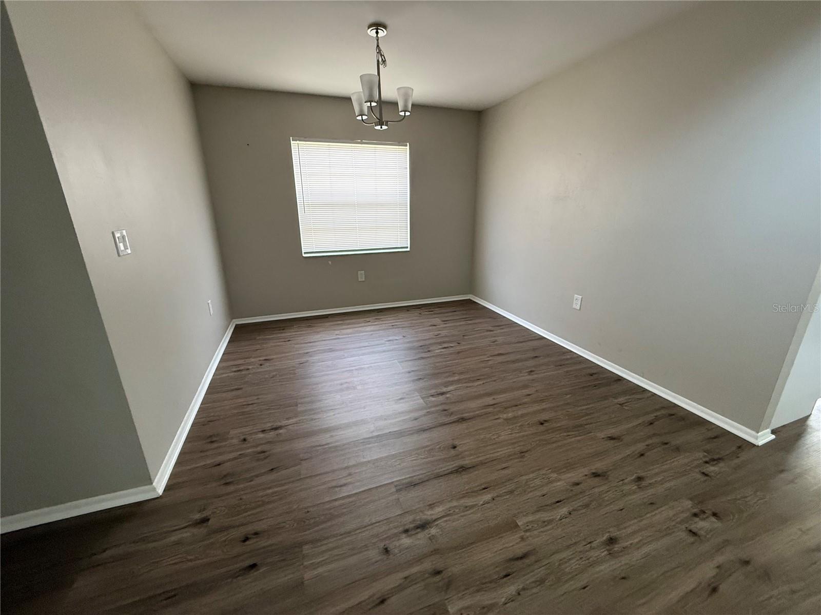 Image 11 of 20 For 712 Hazy Meadow Court