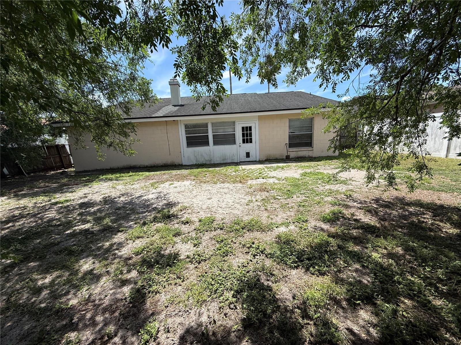 Image 4 of 20 For 712 Hazy Meadow Court