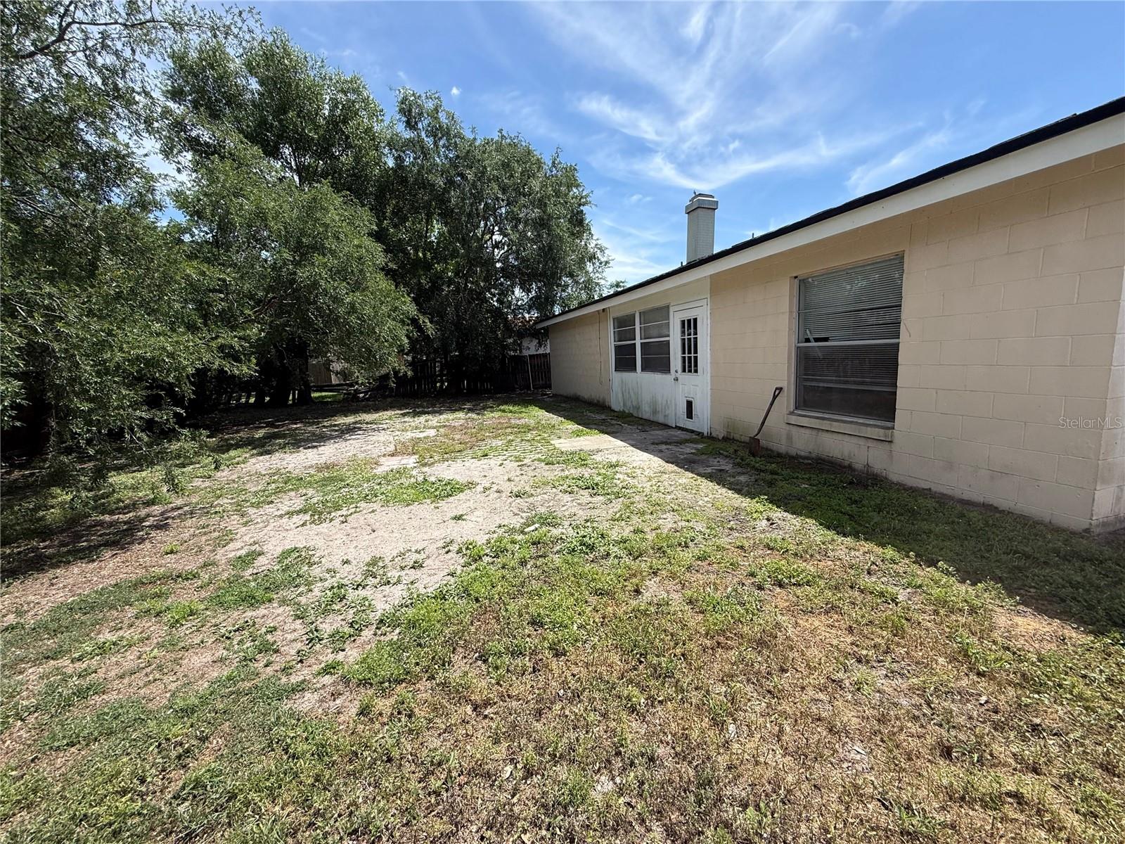 Image 5 of 20 For 712 Hazy Meadow Court