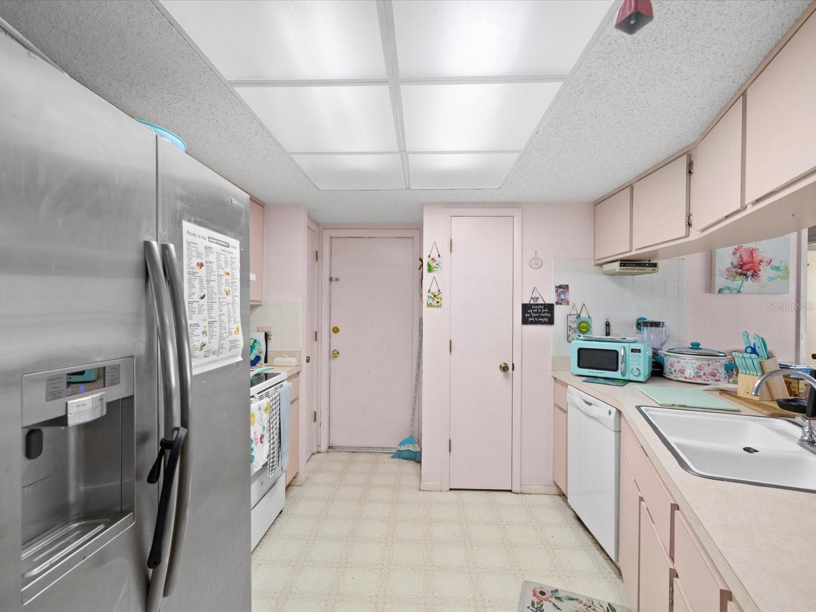 Image 9 of 41 For 11443 Nature Trail