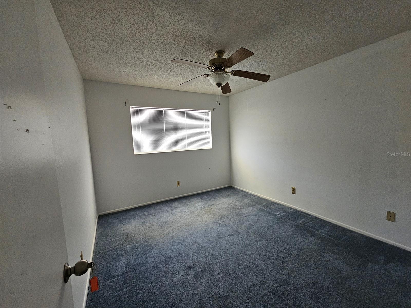 Image 15 of 67 For 2386 Sumatran Way 44