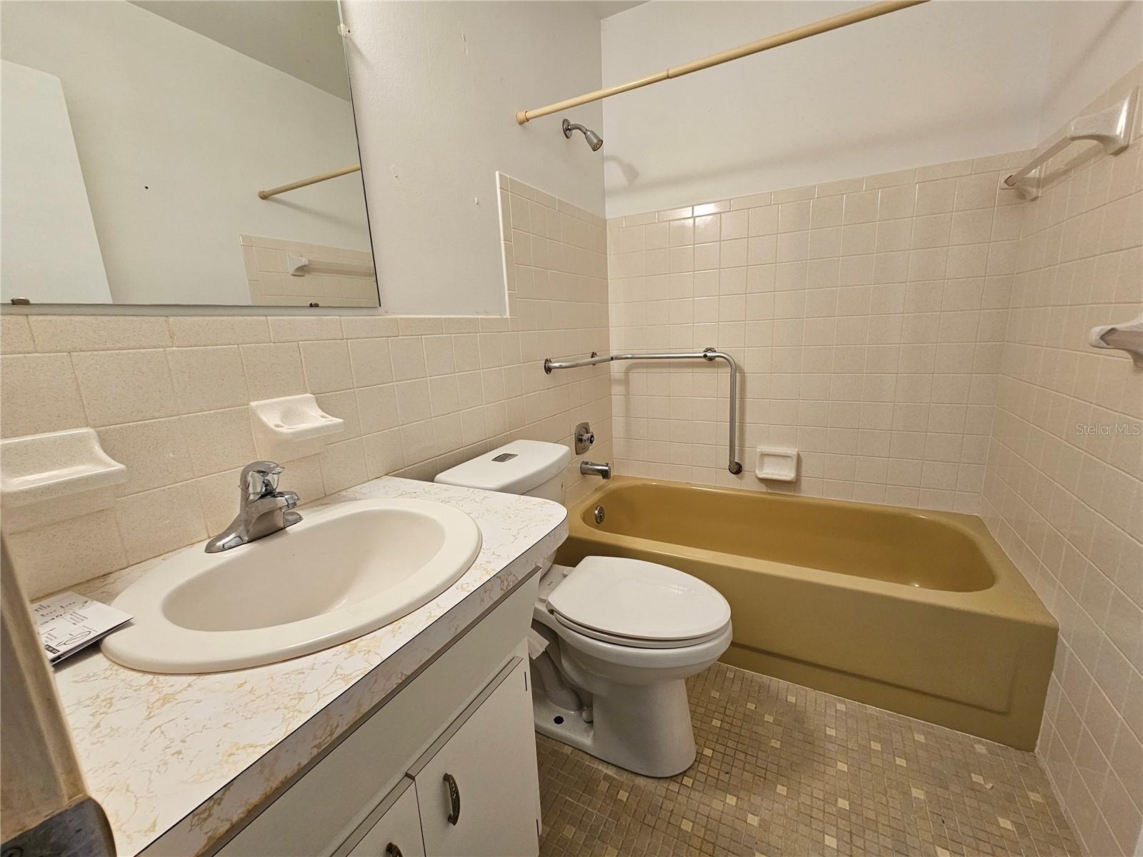 Image 17 of 67 For 2386 Sumatran Way 44