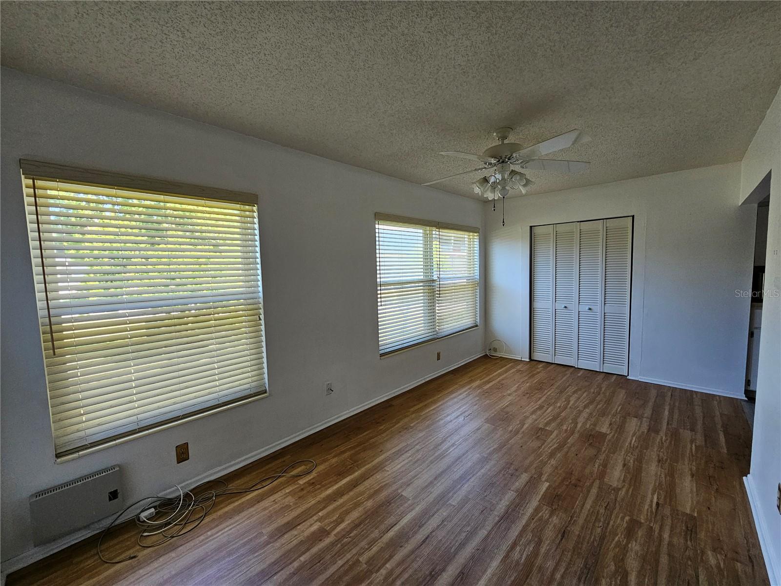 Image 19 of 67 For 2386 Sumatran Way 44