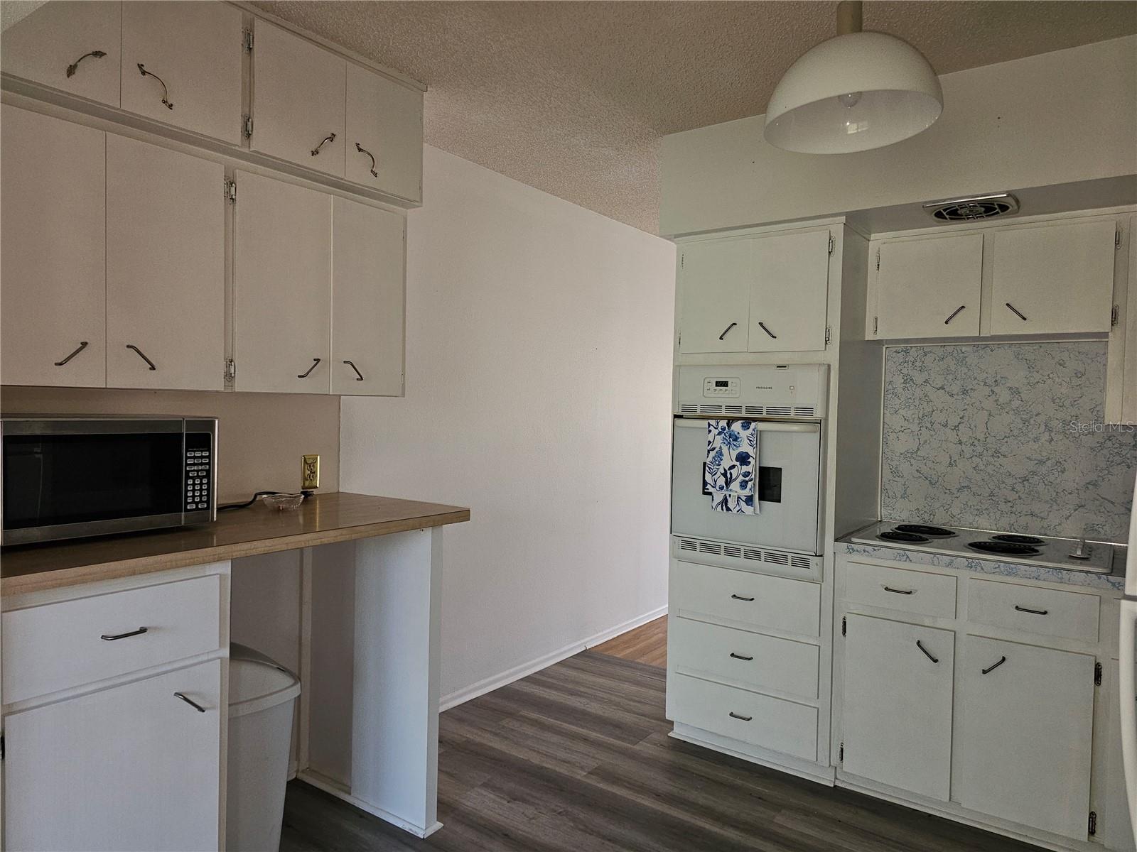 Image 6 of 67 For 2386 Sumatran Way 44