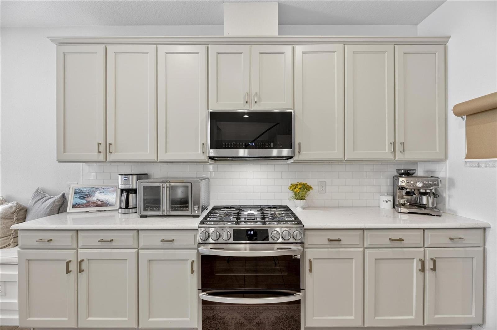 Image 12 of 72 For 8115 Savannah Point Court