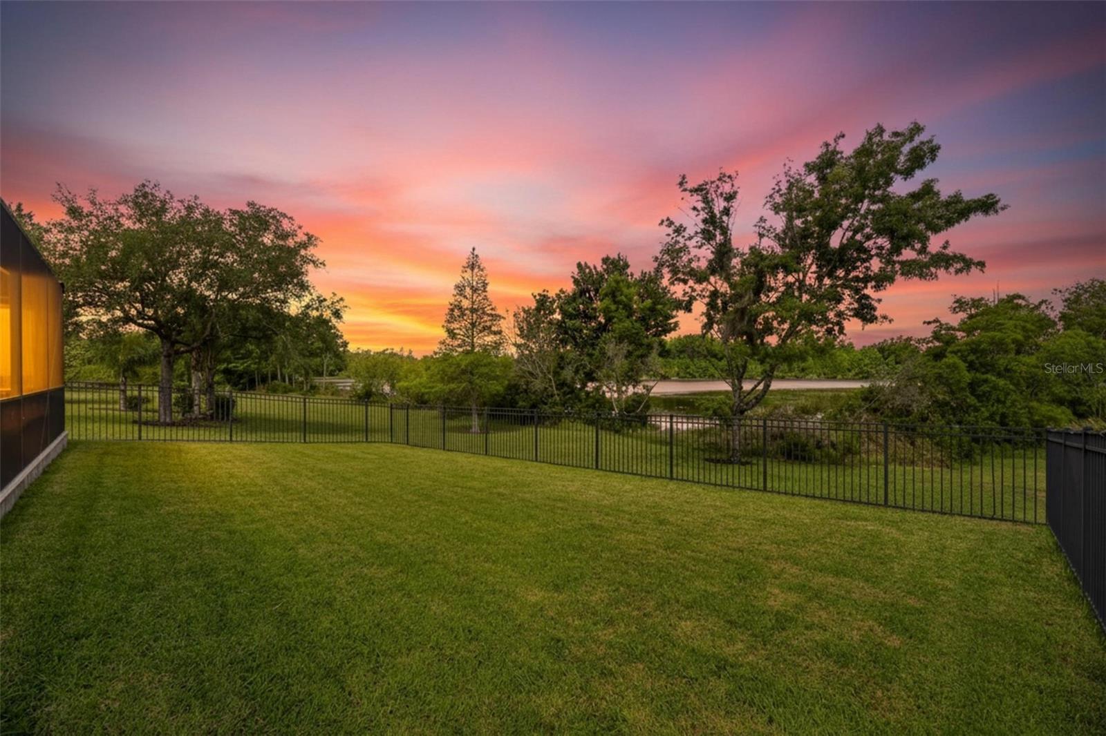 Image 36 of 72 For 8115 Savannah Point Court