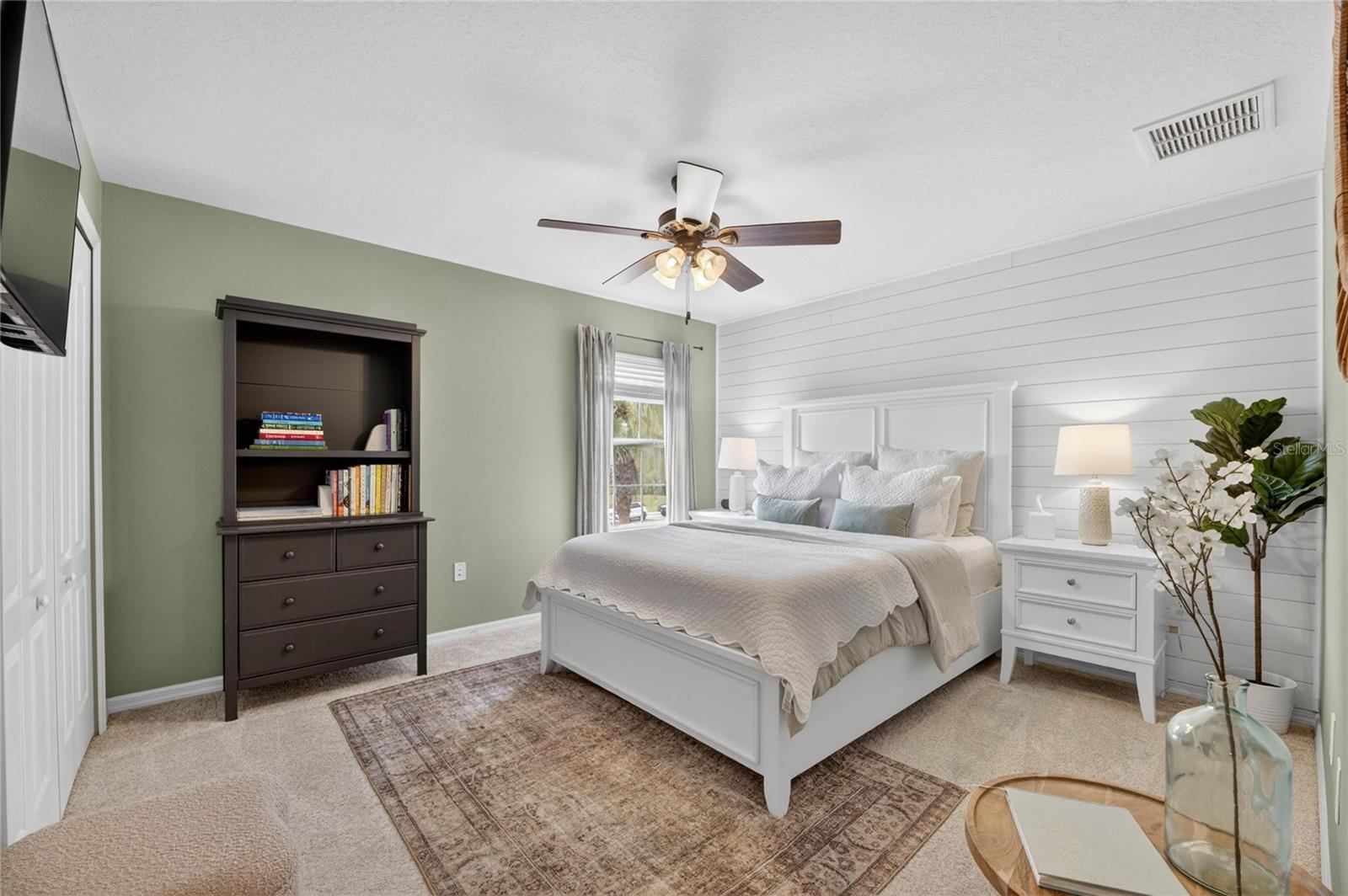 Image 37 of 72 For 8115 Savannah Point Court