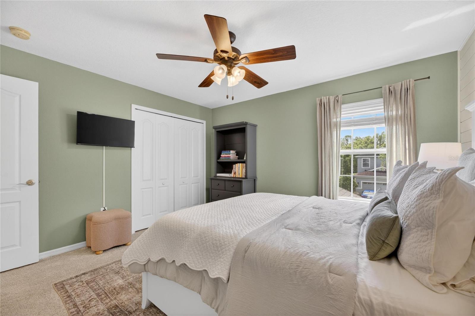 Image 38 of 72 For 8115 Savannah Point Court