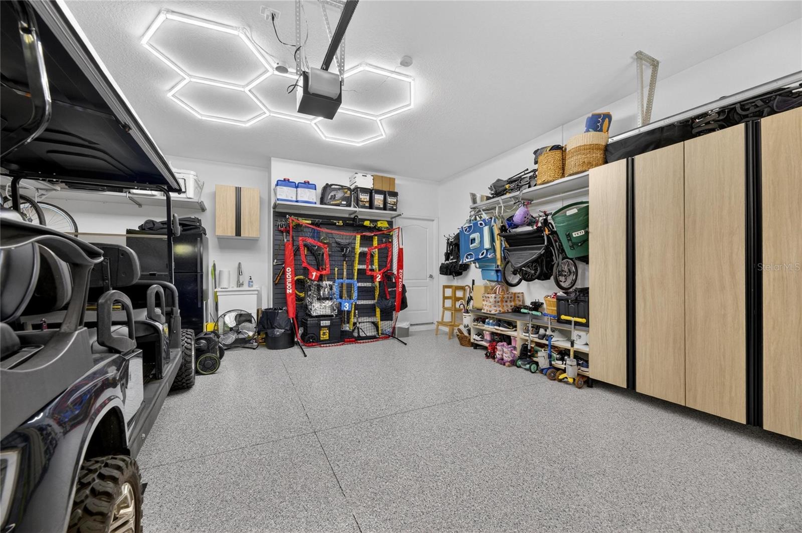 Image 51 of 72 For 8115 Savannah Point Court