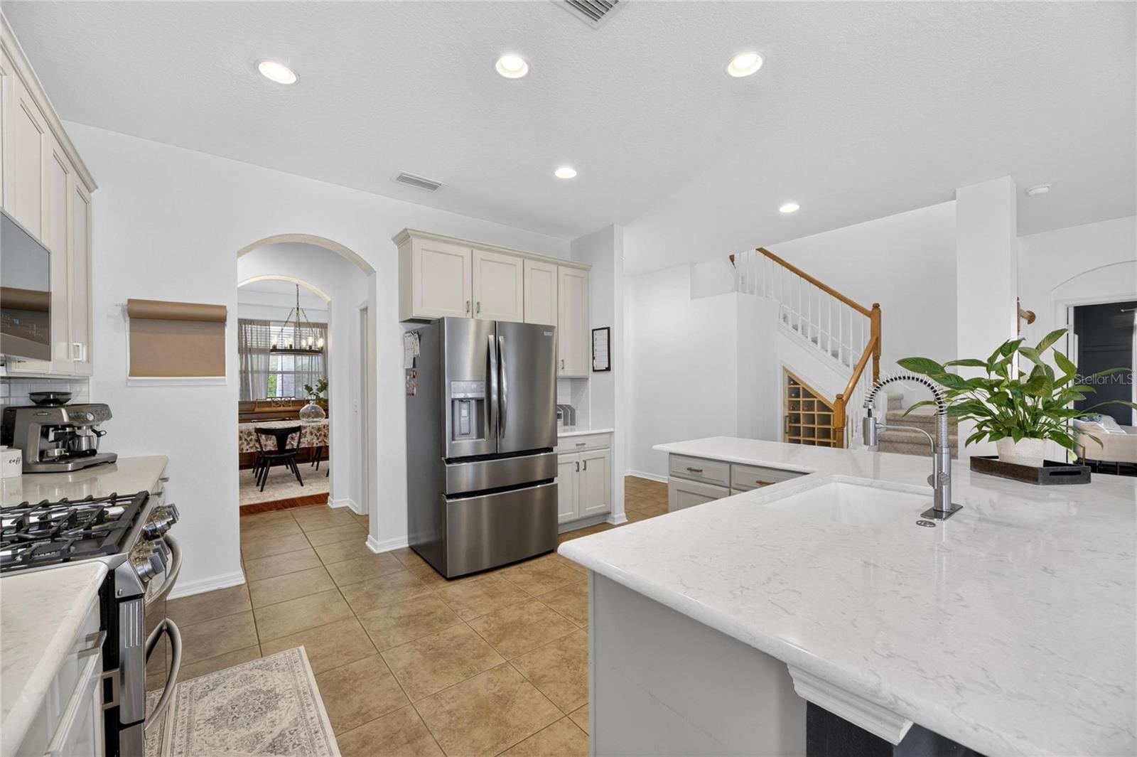 Image 9 of 72 For 8115 Savannah Point Court