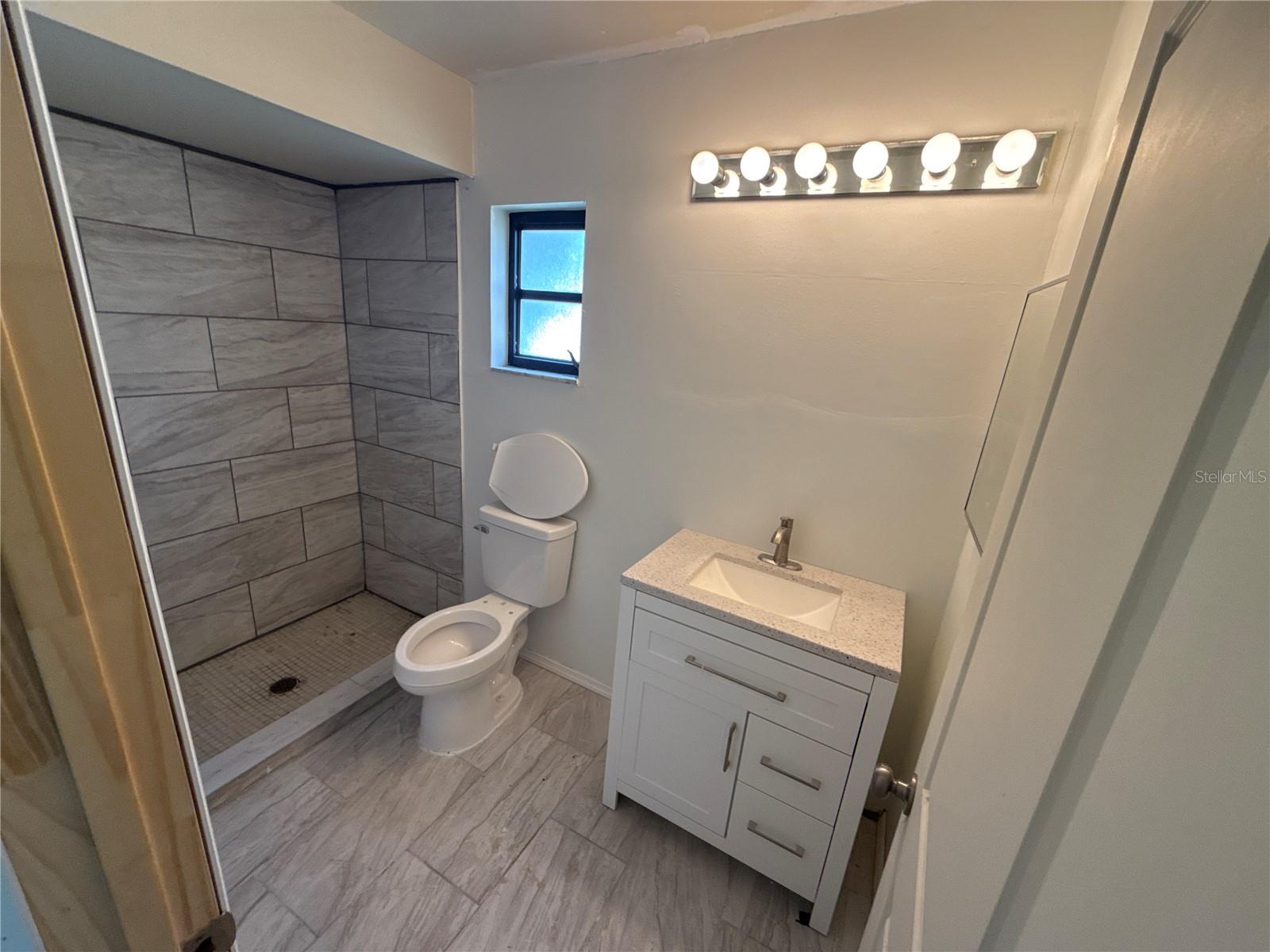 Image 11 of 16 For 4420 Marine Parkway