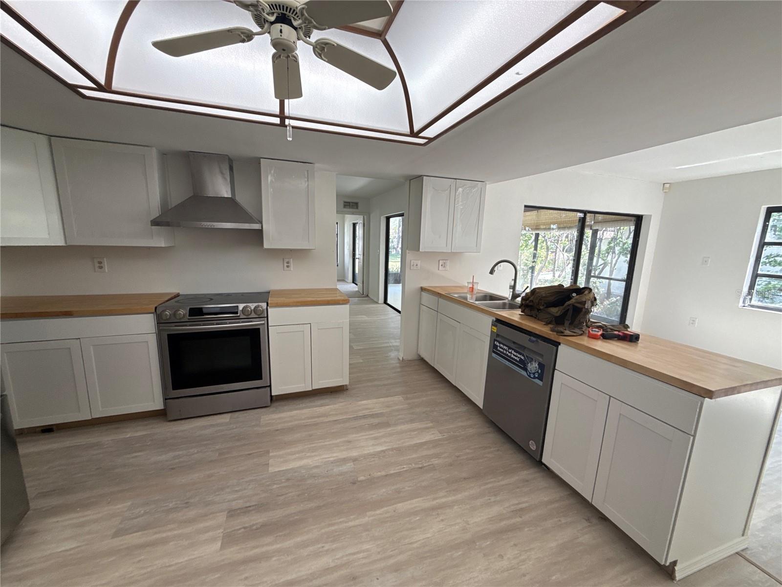 Image 5 of 16 For 4420 Marine Parkway