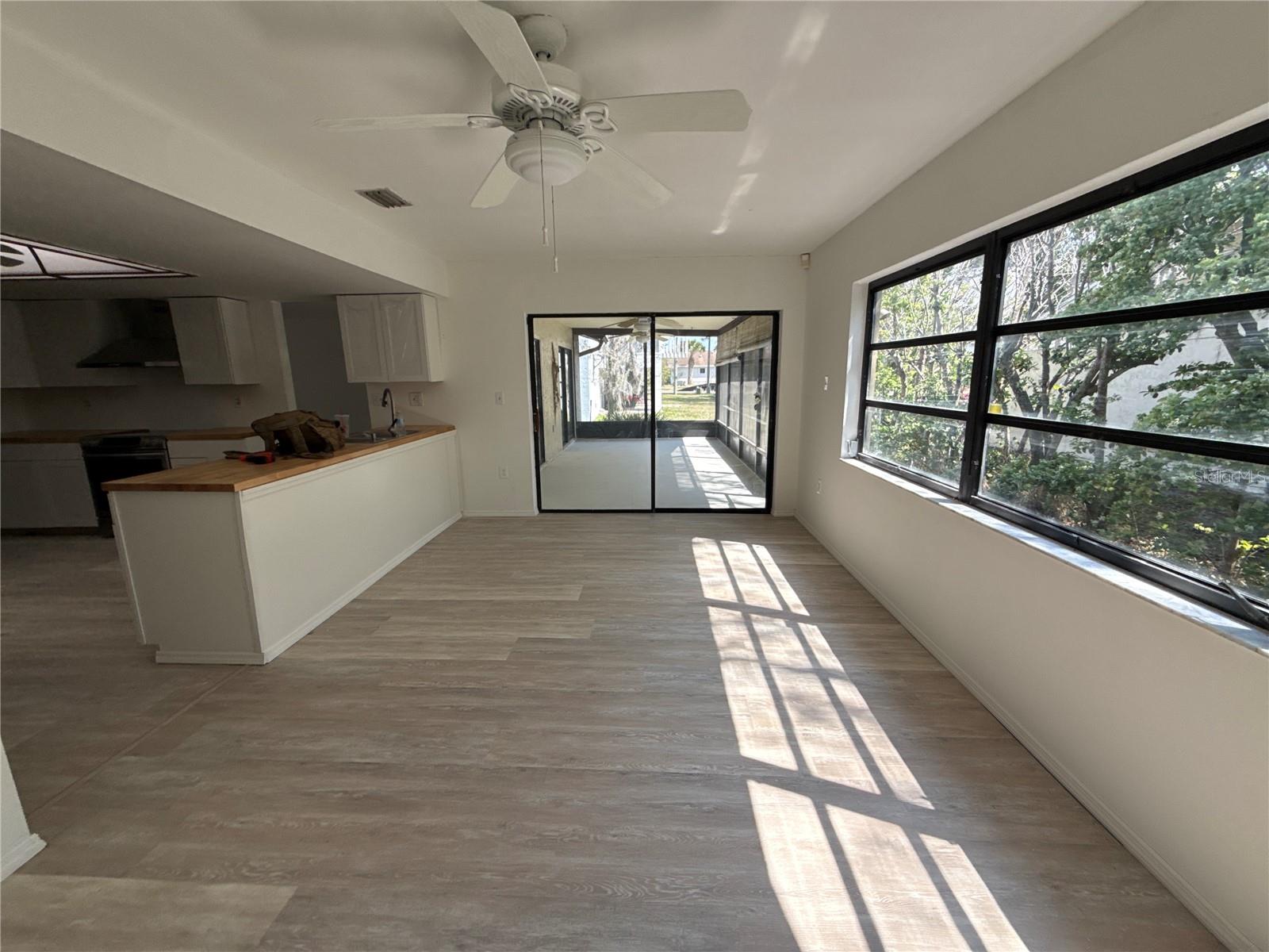 Image 7 of 16 For 4420 Marine Parkway