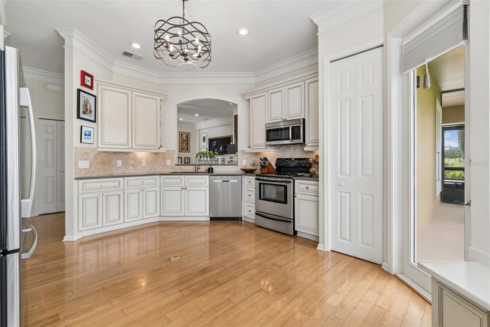 Image 20 of 54 For 3085 Shoal Creek Village Drive