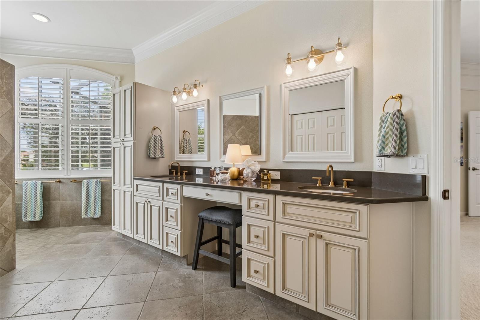 Image 28 of 54 For 3085 Shoal Creek Village Drive